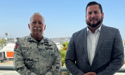 Analizan Ismael Burgueño y titular de Aduana de Tijuana estrategias para agilizar cruces fronterizos