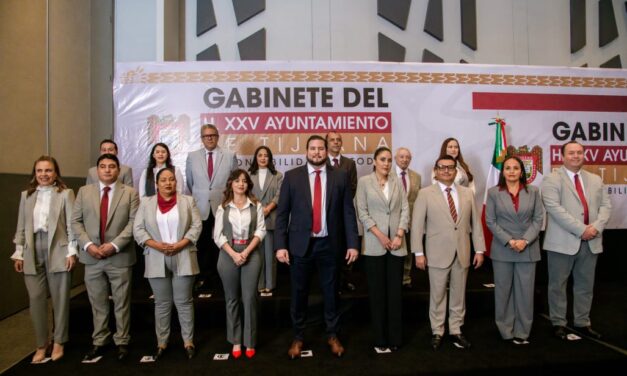 Presenta Ismael Burgueño Ruiz al Gabinete del XXV Ayuntamiento de Tijuana