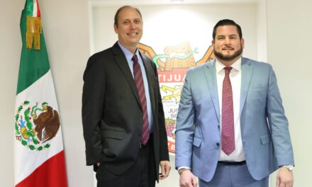 RECIBE ALCALDE ISMAEL BURGUEÑO AL CÓNSUL GENERAL DE ESTADOS UNIDOS CHRISTOPHER TEAL