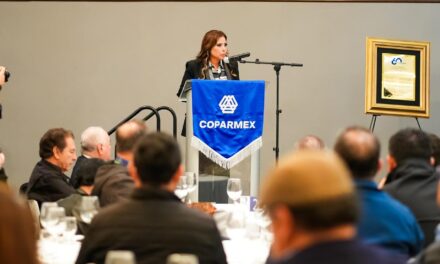 Refrenda alcaldesa Claudia Agatón compromiso de trabajar de manera coordinada con el sector empresarial