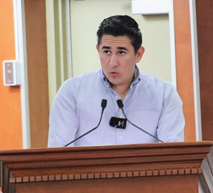 ACUSA DIP. DIEGO ECHEVARRÍA AL GOBIERNO MUNICIPAL DE ENSENADA DE LLEVAR 13 AÑOS SIN PAGARLE AL ISSSTECALI
