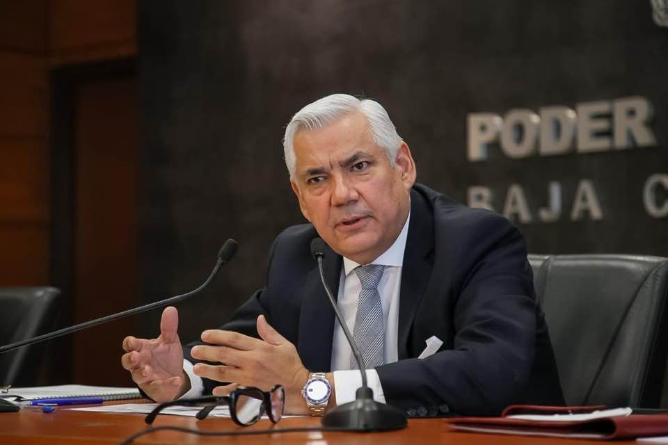 DE NO REFORMARSE ISSSTECALI LOS SERVICIOS MÉDICOS A JUBILADOS Y ACTIVOS SE VOLVERÁN INSOSTENIBLES: SECRETARIO DE HACIENDA