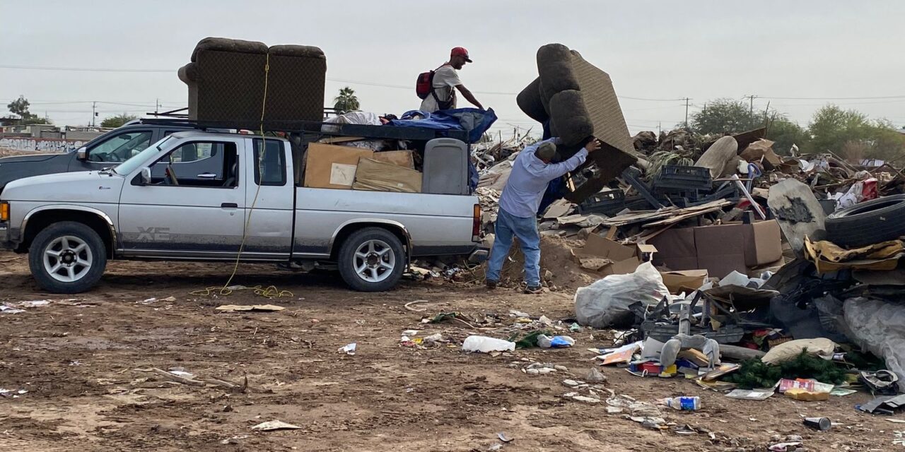 APROVECHA LOS ÚLTIMOS DÍAS PARA DESHACERTE DE TUS MUEBLES VIEJOS!…EN MEXICALI