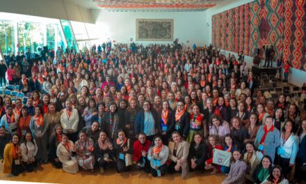 Participa alcaldesa Claudia Agatón en primer encuentro Las Presidentas a los Pinos