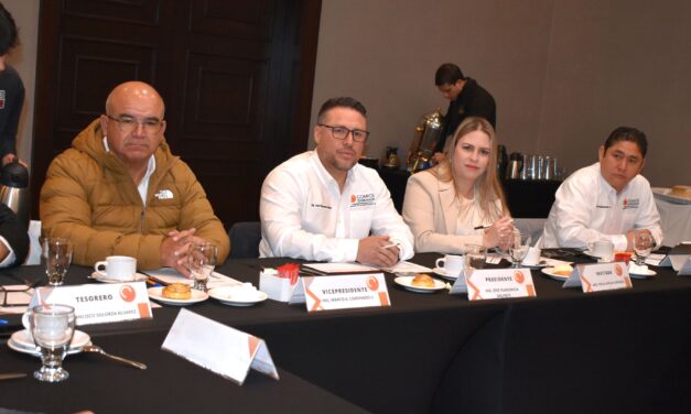 CONSTRUIRÁ ENSENADA 130 OBRAS CON DINERO DEL RAMO 33, DICE FUNCIONARIA ANTE INTEGRANTES DE COMICE                                                                                                      