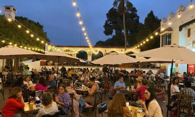 Invita el centro cultural Riviera del Pacífico a ver el «Súper Bowl» en el patio Bugambilias este domingo