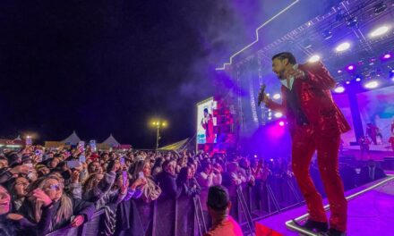 Récord de asistencia en el Gran Carnaval de Ensenada: 67 mil personas en el segundo día de fiesta