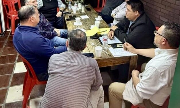 LOS REGIDORES ADRIÁN GARCÍA Y ARMANDO DÍAZ TRABAJAN EN LA CREACIÓN DE REGLAMENTO DE EVENTOS MASIVOS