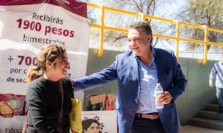 Continúa la entrega de la Beca Rita Cetina a jóvenes de secundaria: Doctor Ruiz Uribe