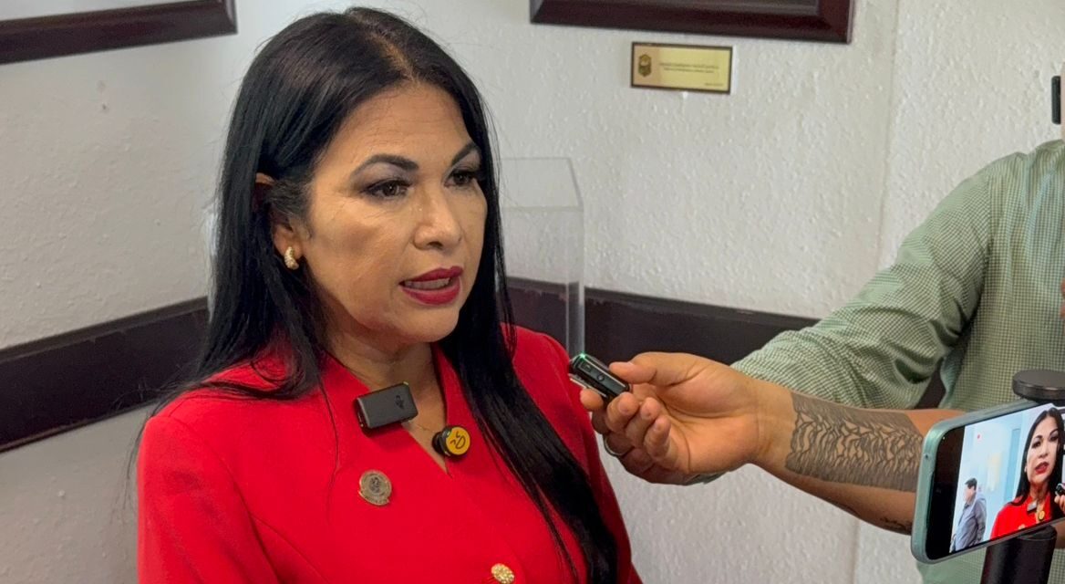 DIPUTADA ALEJANDRINA CORRAL ADVIRTIÓ QUE EXISTÍA “COBRO DE PISO“ DESDE QUE LLEGÓ A LA DIPUTACIÓN Y NO LA ESCUCHARON