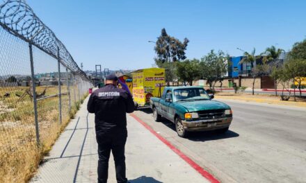 Reubica Gobierno Municipal a comercios ambulantes en la Tercera Etapa del Río; Tras varias denuncias de vecinos