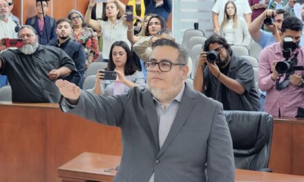 APRUEBA CONGRESO NOMBRAMIENTO DE TITULAR DE COMUNICACIÓN SOCIAL; ENTRA LEMUS LÓPEZ