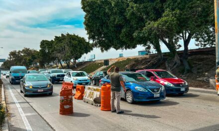 Reubica XXV Ayuntamiento de Tijuana punto de control en acceso a la Garita Ready Lane sobre Vía Rápida Oriente