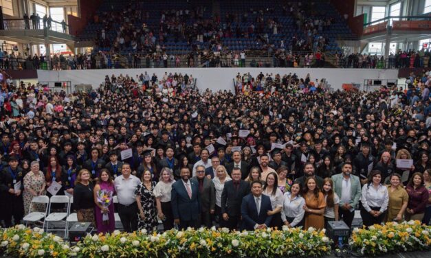 EGRESAN 640 ALUMNOS DEL PLANTEL MTRO. JOSÉ VASCONCELOS CALDERÓN DE COBACH BC