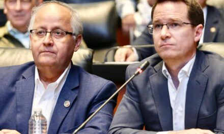 ACUSA EL SENADOR GUSTAVO SANCHEZ REDUCCION DE PRESUPUESTO A CONSULADOS DE MEXICO EN E.U.