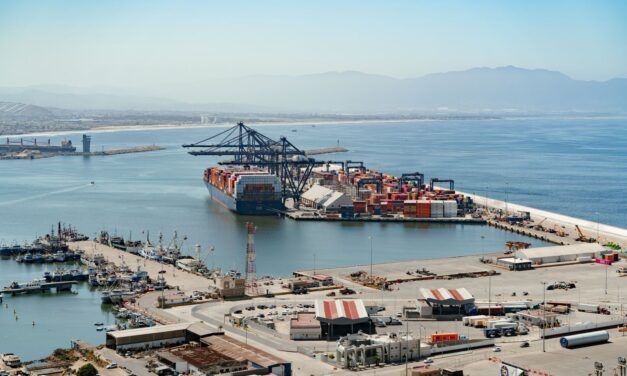 Ensenada recibirá inversión histórica que la consolidará como puerto estratégico de México: Claudia Agatón