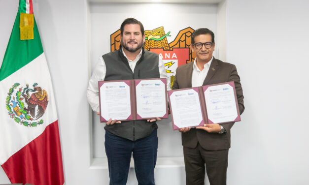 Firma Ismael Burgueño convenio de vinculación con la Universidad de las Californias Internacional