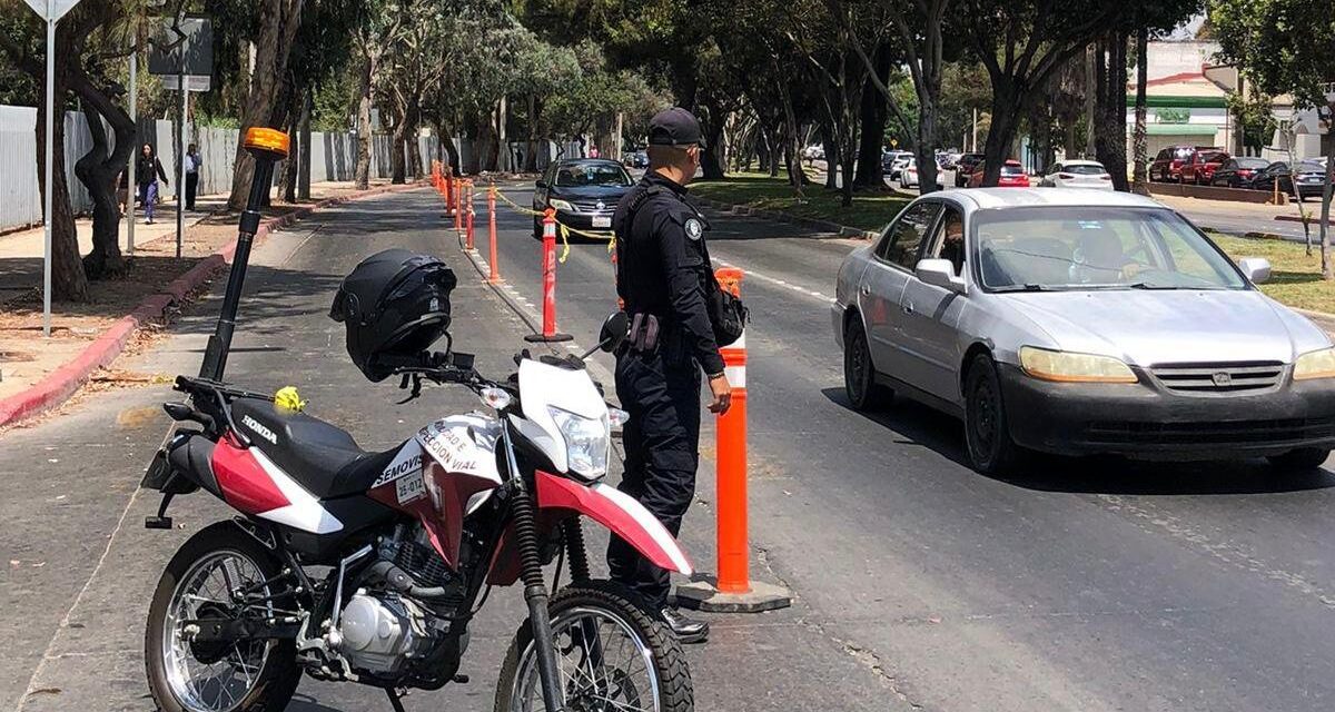 Implementa Gobierno Municipal operativo para agilizar el flujo vehicular en bulevar Padre Kino