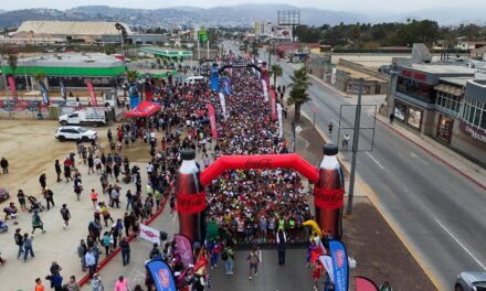 Éxito el XXII Medio Maratón Internacional Powerade Ensenada 2025