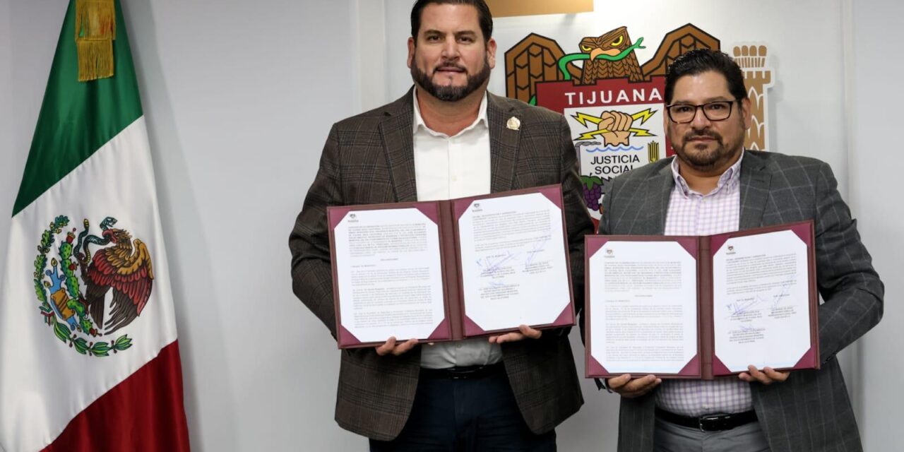 Firma XXV Ayuntamiento de Tijuana convenio de colaboración con casa de empeño First Cash