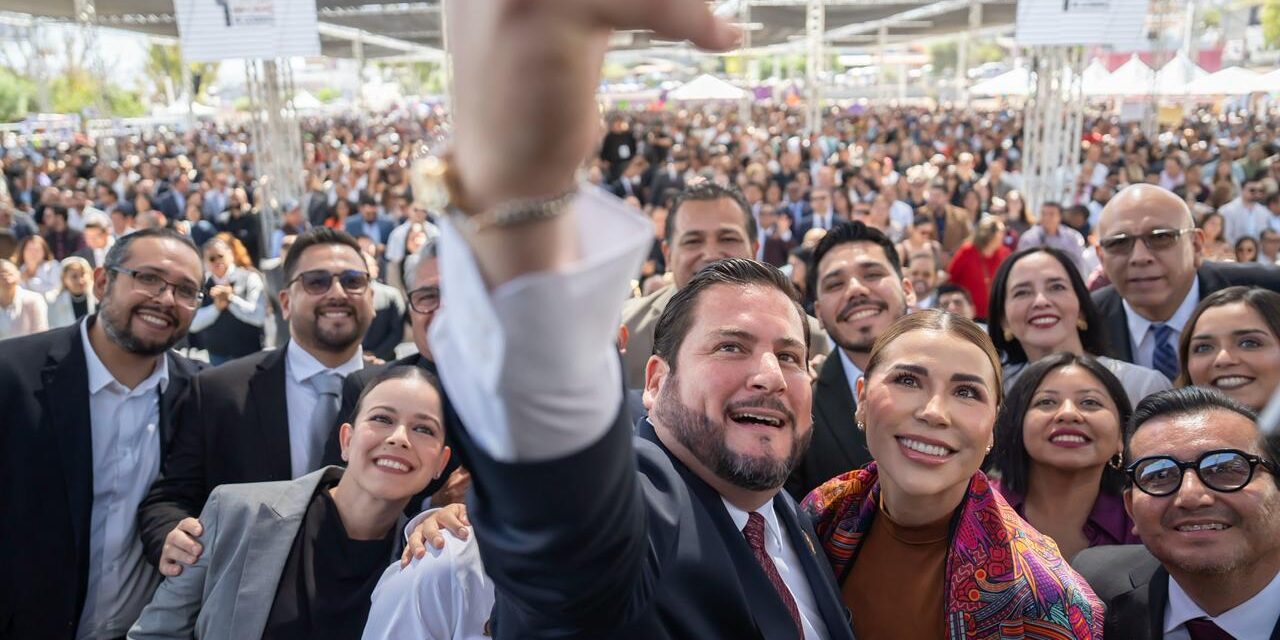 Rinde Ismael Burgueño Ruiz su Primer Informe de Gobierno ante las y los tijuanenses; Asiste la gobernadora y Diputados
