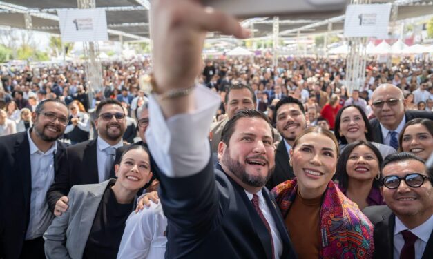 Rinde Ismael Burgueño Ruiz su Primer Informe de Gobierno ante las y los tijuanenses; Asiste la gobernadora y Diputados