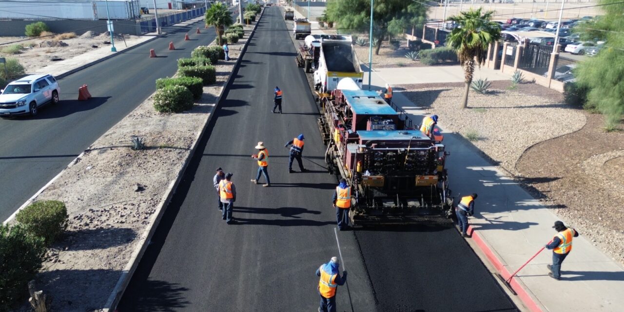 TRABAJA SIDURT EN REHABILITACIÓN DE BULEVAR CARRANZA EN MEXICALI