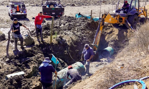 REPARA CESPE FUGA EN ACUEDUCTO MORELOS