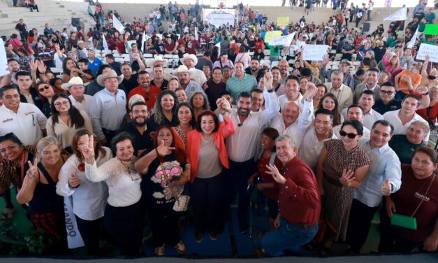 Armando Ayala rinde cuentas en gran Asamblea Informativa en Mexical