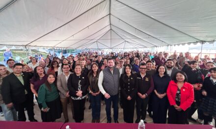 Otorga Ismael Burgueño Ruiz actas de nacimiento de la iniciativa México te Reconoce: Campaña Soy México