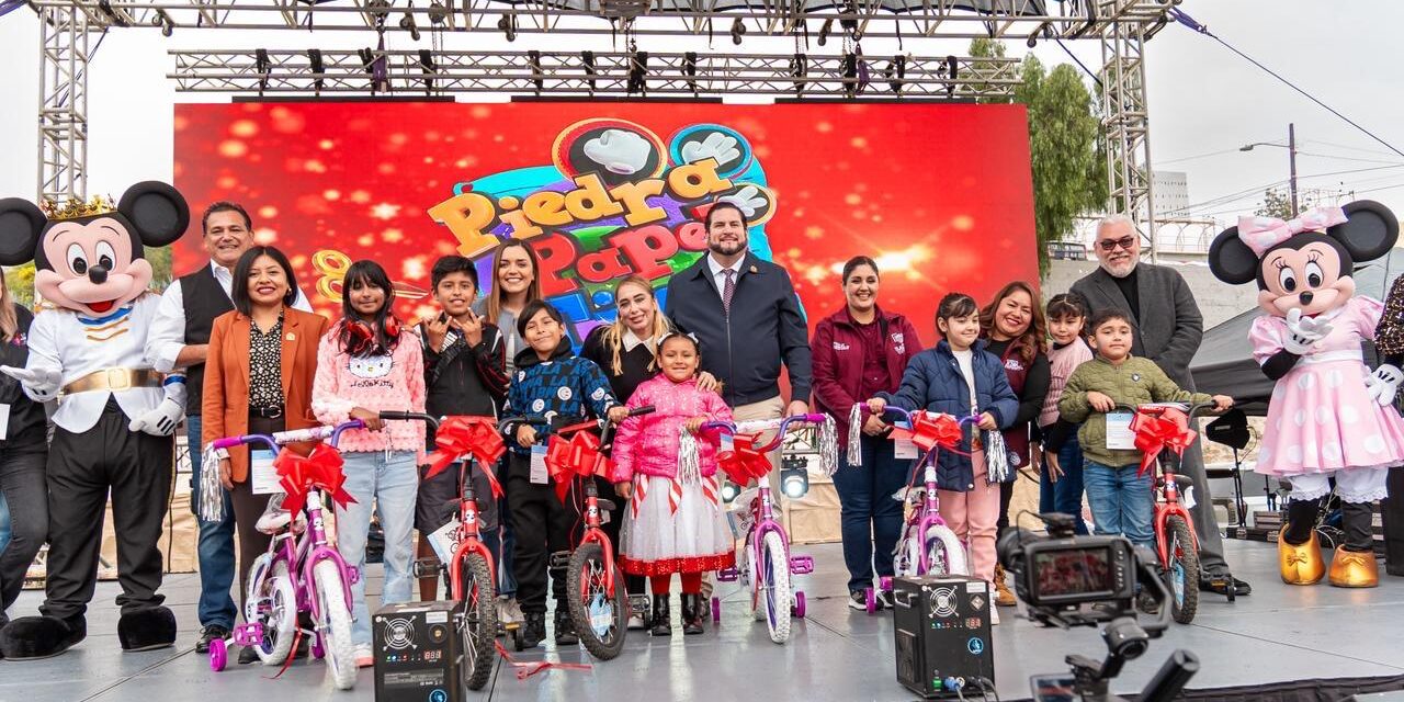 Convive Ismael Burgueño con niñas y niños tijuanenses en la celebración de Día de Reyes 2026