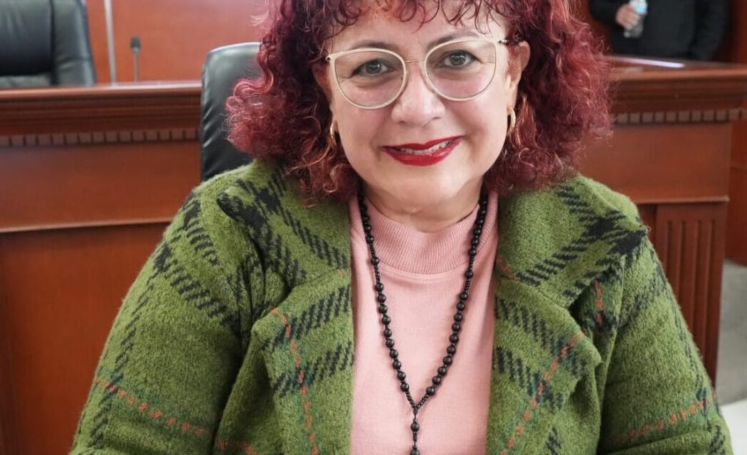 GESTIONA MAYTHÉ MÉNDEZ DESASOLVE DEL RÍO ALAMAR EN LA CALLE DR. ARTURO GUERRA, TECATE