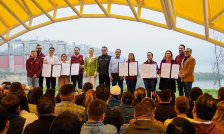 RECIBE CESPE TÍTULO DE DERECHOS DE AGUA PARA ENSENADA