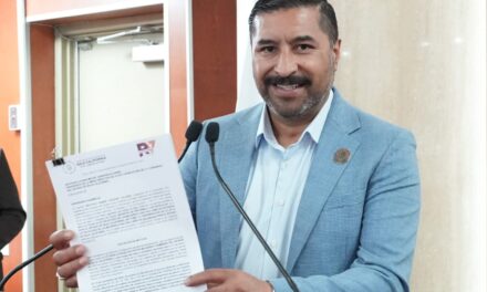 BUSCAN DESDE EL CONGRESO DEL ESTADO RESTRINGIR EL USO DE CELULARES EN ESCUELAS DE BC