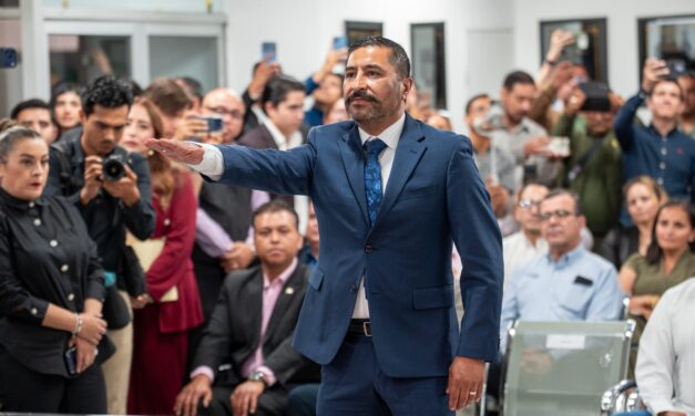 Toma protesta Cabildo de Tijuana a nuevo secretario de Gobierno Municipal; Asume el cargo Ramón Vazquez