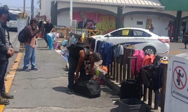REALIZA COMERCIO DE ENSENADA OPERATIVOS CONTRA EL AMBULANTAJE INFORMAL