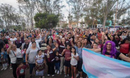 JULIETA RAMÍREZ LLAMA A COMBATIR LA CORRUPCIÓN DURANTE ASAMBLEA EN TIJUANA
