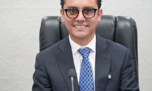 PROPONE ELIGIO VALENCIA REGLAS PARA QUE LOS VALET PARKING RESPONDAN POR ROBOS Y DAÑOS