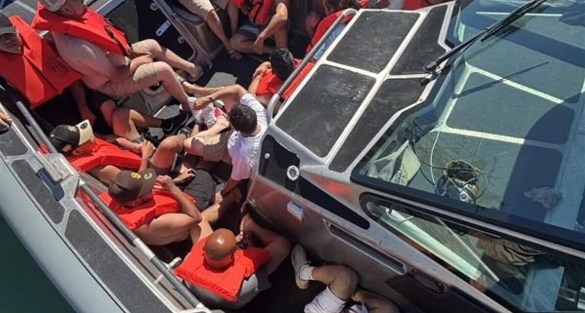 LA GUARDIA COSTERA INTERCEPTA 10 INMIGRANTES A 24 MILLAS AL OESTE DE POINT LOMA