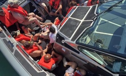 LA GUARDIA COSTERA INTERCEPTA 10 INMIGRANTES A 24 MILLAS AL OESTE DE POINT LOMA